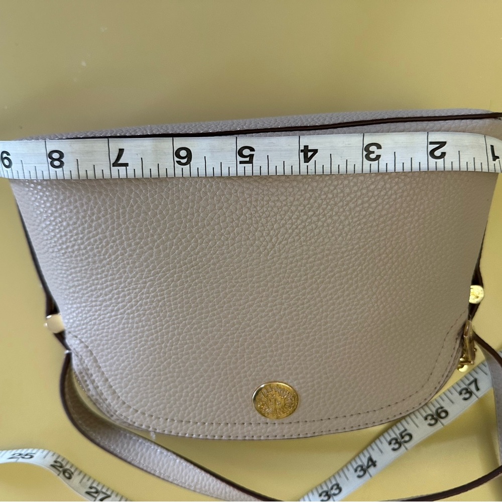 Elegant Gray Crossbody Bag - Picture 7 of 9